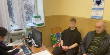 Три удара в спину: 19-летний ульяновец устроил поножовщину на Песках