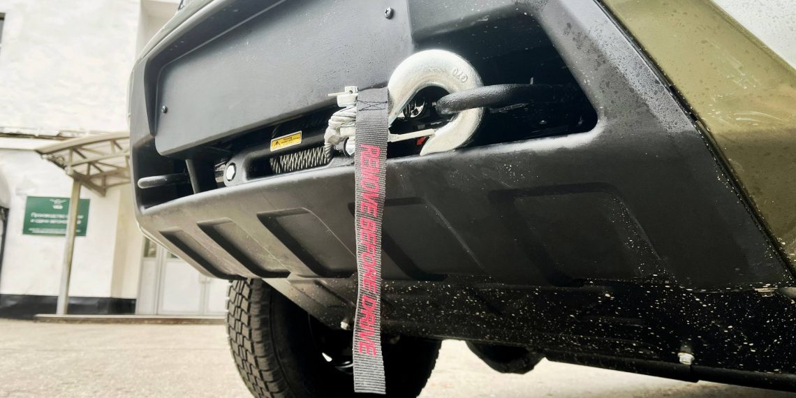 Мощнее и дешевле: УАЗ начал ставить на «Патриот» новую лебёдку