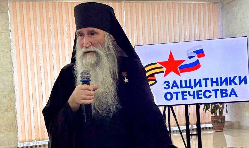 Монах Киприан поддержал семьи защитников Отечества в Ульяновске