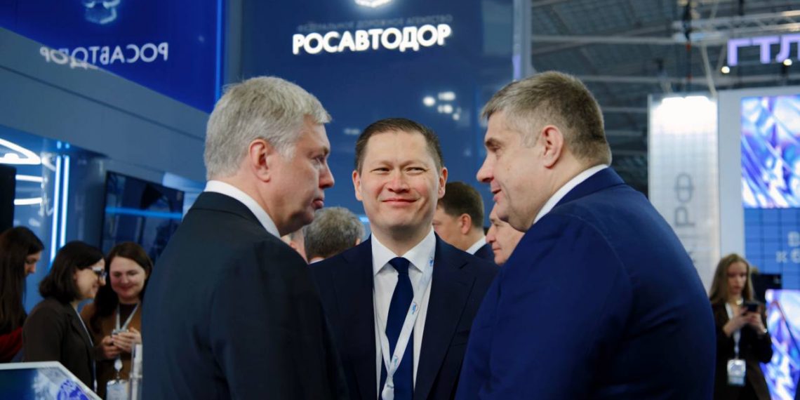 Русских обсудил на форуме в Москве развитие транспортной инфраструктуры Ульяновской области