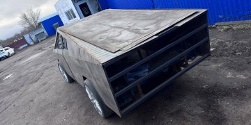 Как тебе такое, Маск? Ульяновцы собрали свой Cybertruck