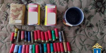 Полицейские изъяли боеприпасы и порох в Инзе и в Майнском районе