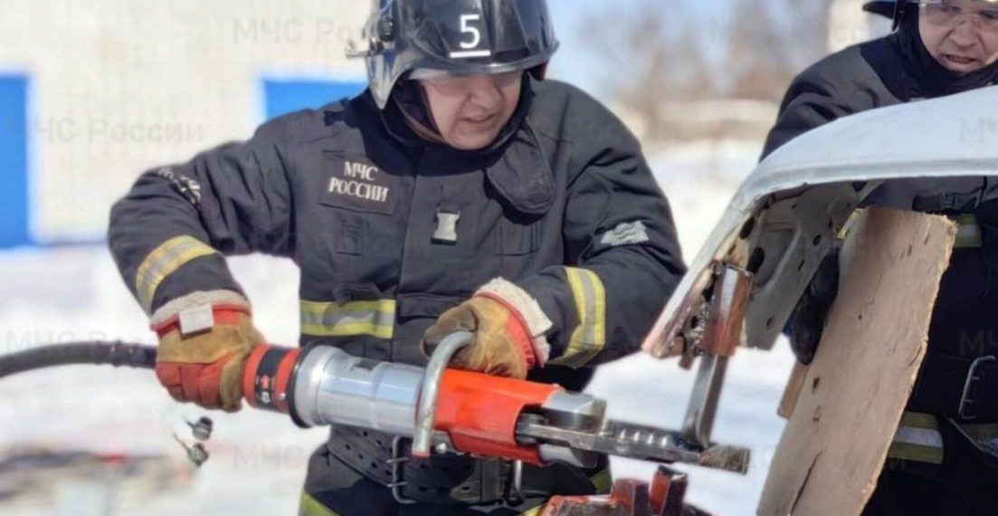 Два пожара за сутки в Ульяновской области: горели квартира и автомобиль