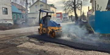 За сутки Ульяновске отремонтировали 900 «квадратов» дорог