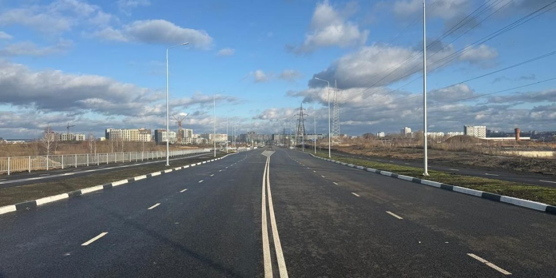 В Ульяновске ввели в эксплуатацию четырехполосную магистраль на улице Ефремова