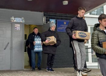 Ульяновская школа №51 собрала посылку для бойцов СВО к Новому году