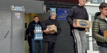 Ульяновская школа №51 собрала посылку для бойцов СВО к Новому году