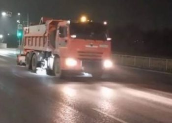 16 тонн пескосоляной смеси использовали для предотвращения гололёда в Ульяновске