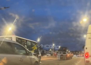 Утренний коллапс в Засвияжье: авария на путепроводе парализовала движение