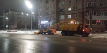 Более 100 самосвалов снега за сутки вывезли из Ульяновска