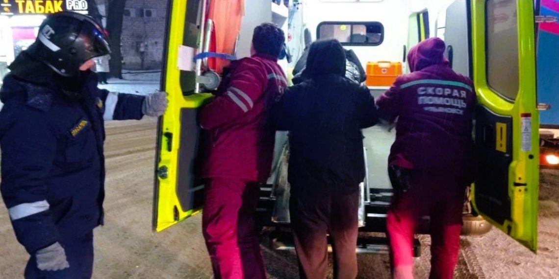 Ульяновские спасатели помогли пострадавшей в ДТП на Маяковского