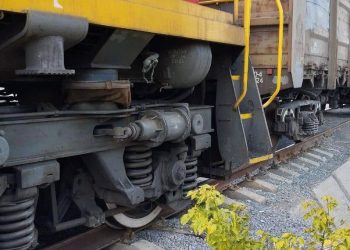 В Ульяновске подростки раскладывали предметы на ж/д путях