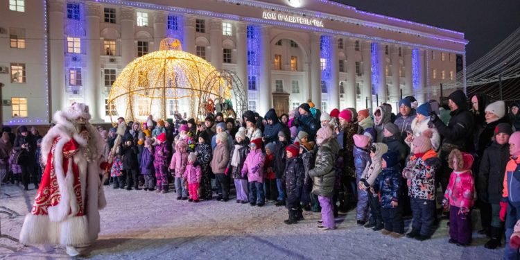 В Ульяновске зажгут слово «СЧАСТЬЕ»: афиша главных новогодних событий