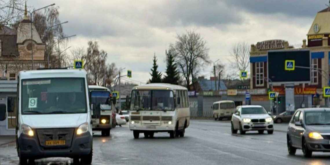 В Димитровграде возможен рост цен на проезд в маршрутках, мэр Сандрюков — против