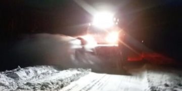 Мощный ротор пробил дорогу в занесённое снегом ульяновское село Анненково