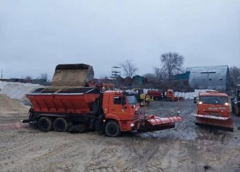 Ульяновск готовится к гололедице: мэр мобилизовал дорожников