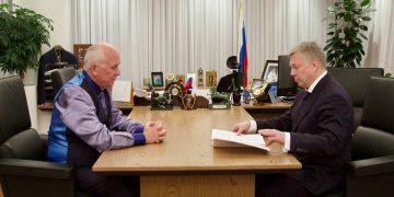 Русских и Чемизов обсудили подготовку к 50-летию ульяновского «Авиастара»