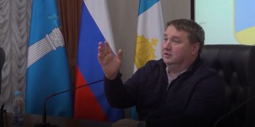 Как в Ульяновске устраняют последствия аварии на теплотрассе — краткий итог от мэра.