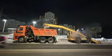 За выходные из Ульяновска вывезли 156 самосвалов снега