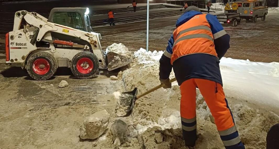 Ульяновских водителей просят не парковать авто на трёх улицах