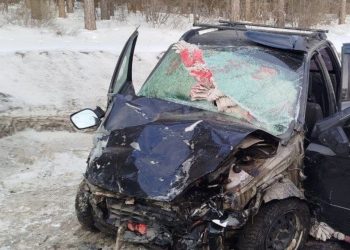 Два водителя госпитализированы после лобового столкновения в Димитровграде