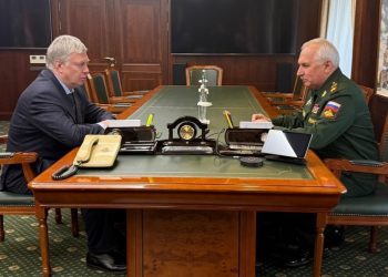 Русских и Горемыкин обсудили создание в Ульяновске самостоятельного лётного училища ВТА