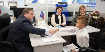 Ученик 4 класса представил ульяновскому мэру проект о единстве народов Поволжья