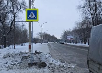 В Ульяновске расчистили перекрестки и обработали тротуары