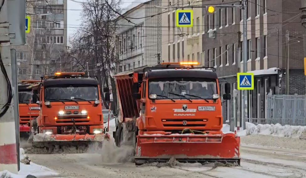 Как Ульяновск борется со снежной бурей