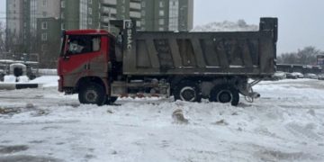 Болдакин поставил задачи по уборке снега перед управляющими компаниями и бизнесом