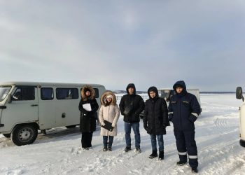 Четыре рыбака заплатят штраф за опасную рыбалку на тонком льду у дамбы в Ульяновске