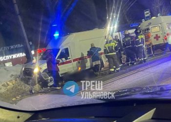 В соцсетях сообщили, что в Ульяновске скорая помощь насмерть сбила велосипедиста