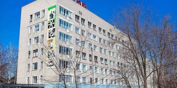 Руководство ульяновской ЦГКБ задолжало 8 млн на зарплату медикам