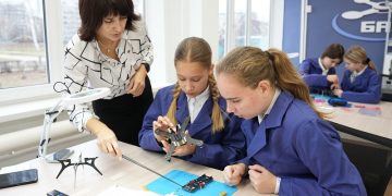 Более 30 тысяч учащихся Ульяновска вовлечены в программу профессионального самоопределения