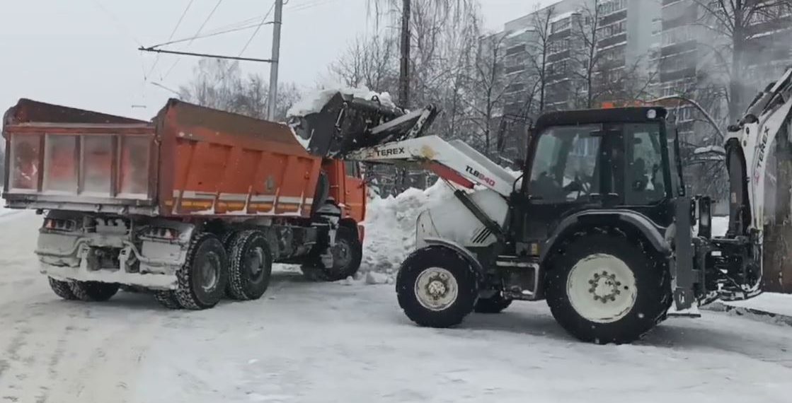 Мэрия усиливает группировку техники для расчистки Ульяновска от снега