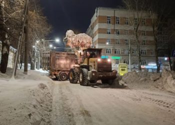 Ночью в Ульяновске чистили дороги частного сектора