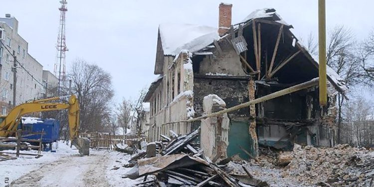 В ЗСО потребовали ускорить переселение ульяновцев из ветхого жилья