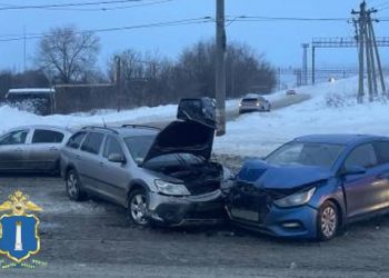 Solaris и Octavia жёстко столкнулись на Инзенской в Ульяновске