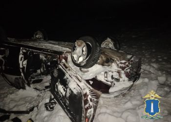 «Приора» с молодым водителем без прав перевернулась на трассе в Ульяновской области