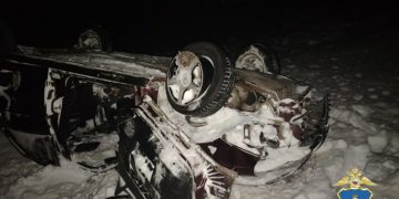 «Приора» с молодым водителем без прав перевернулась на трассе в Ульяновской области