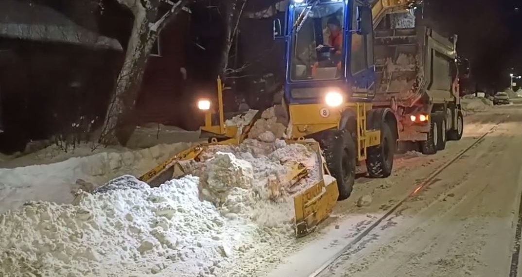 13 улиц расширили ульяновские дорожники в ночь на 3 февраля