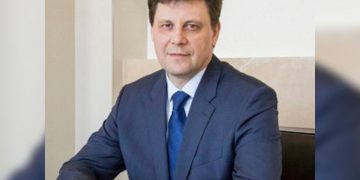 Руководитель НИИАР Александр Тузов получил награду за создание лекарства от рака