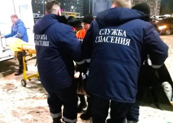 Дверь вскрыли, хозяина нашли на полу: подробности спасательной операции в Засвияжье