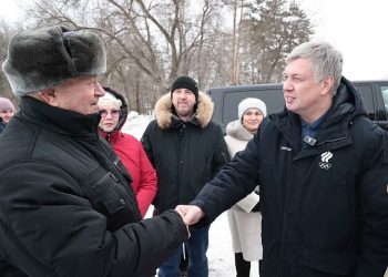 С кем и о чём говорил Русских в Николаевке 25 февраля