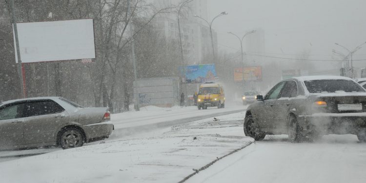 Порывы до 20 м/с и гололёд: в Ульяновске объявлено штормовое предупреждение