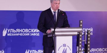 Алексей Русских поздравил Ульяновский механический завод с 60-летием