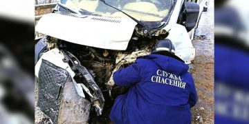 9 февраля в Лаишевке столкнулись легковушка и микроавтобус, пострадали оба водителя