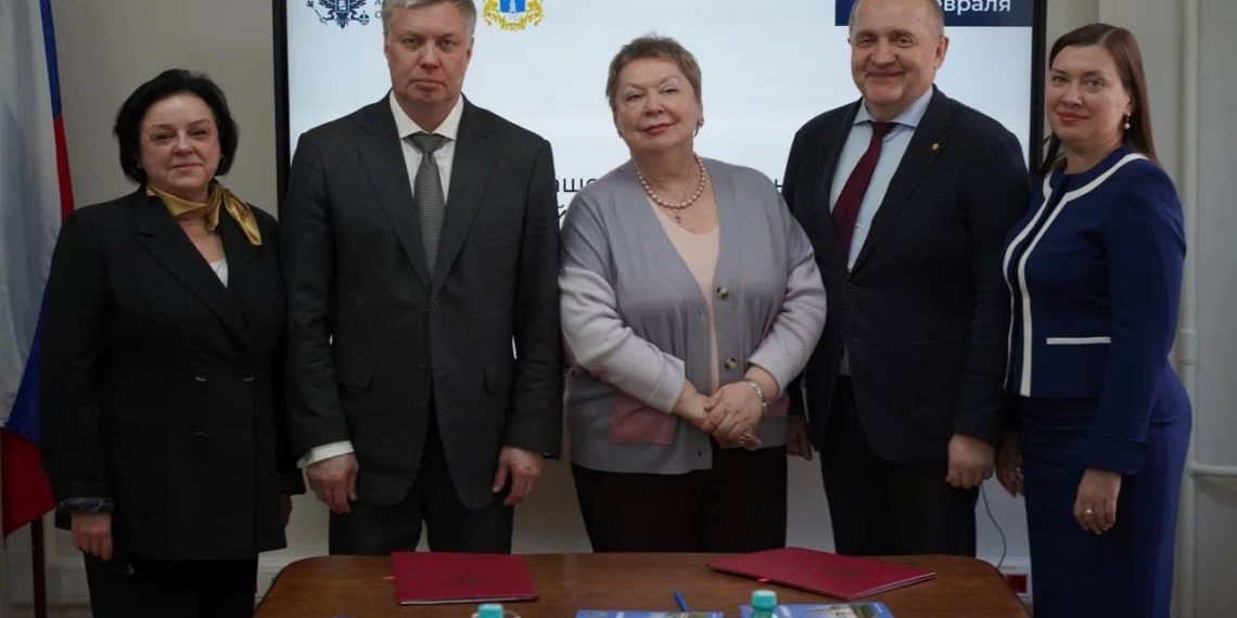 Русских и Васильева будут вместе менять образование в Ульяновской области