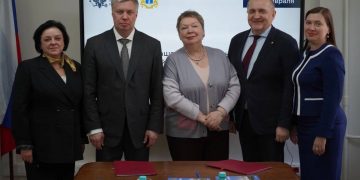 Русских и Васильева будут вместе менять образование в Ульяновской области