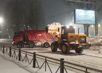172 самосвала снега вывезли за ночь с территории Ульяновска